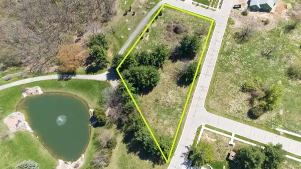 2801 Arbor Ridge Way, Janesville, WI 53548