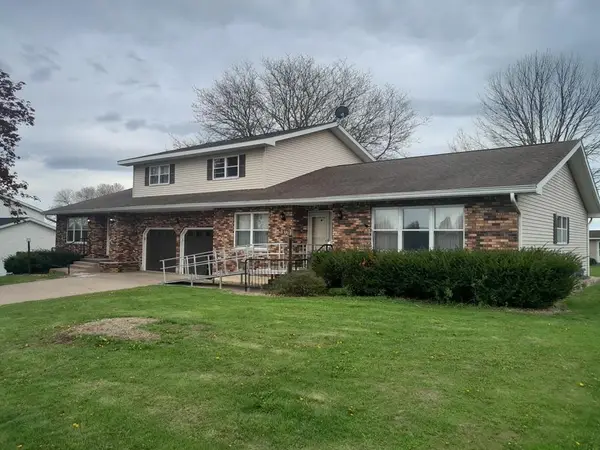 337 Alona Lane, Lancaster, WI 53813