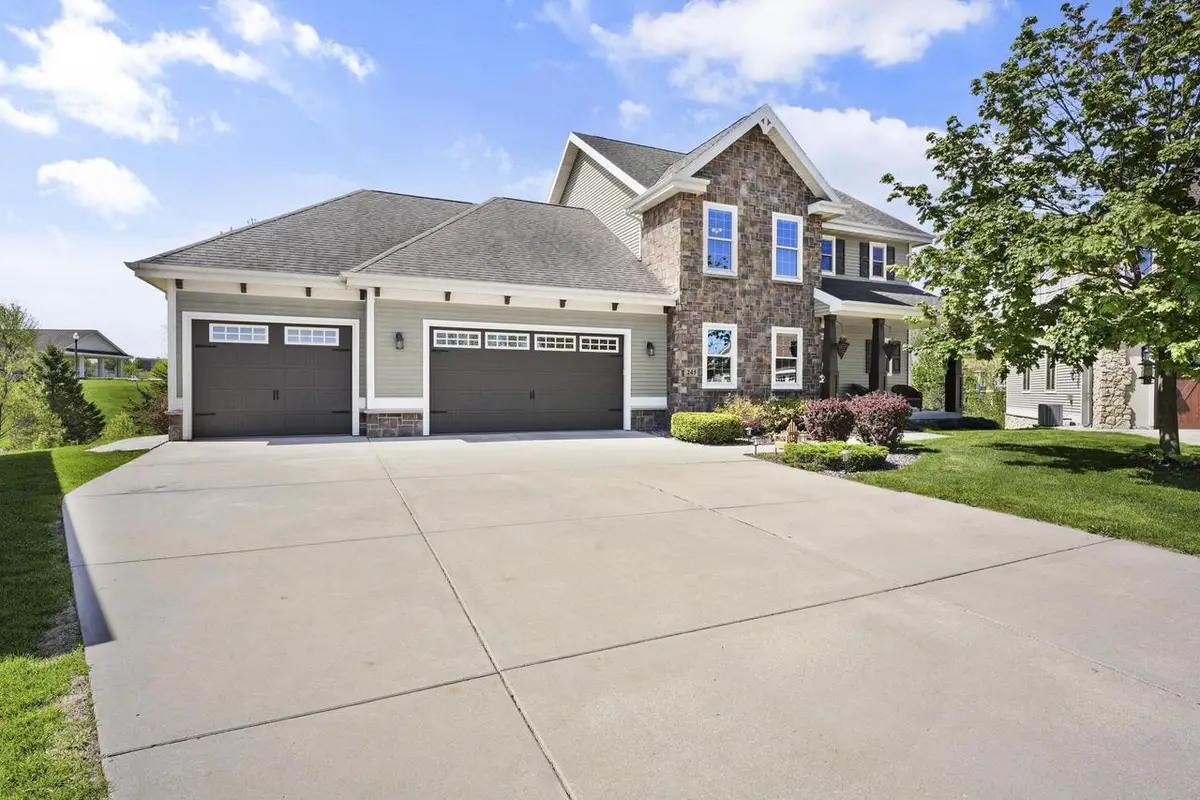 245 Stone Bridge Circle, Deerfield, WI 53531 - #1