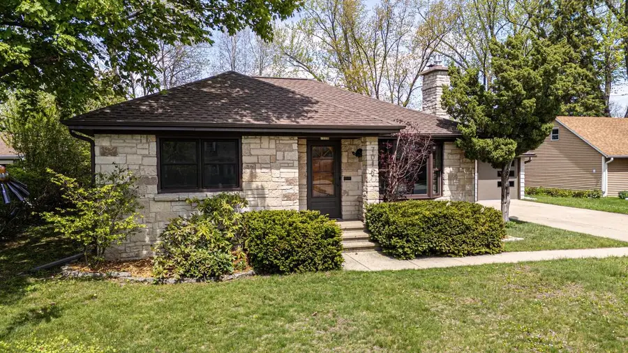 7010 Franklin Avenue, Middleton, WI 53562 - #2
