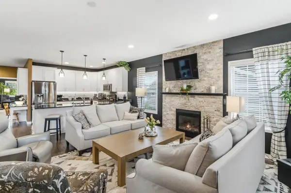 404 Bella Way, Sun Prairie, WI 53590