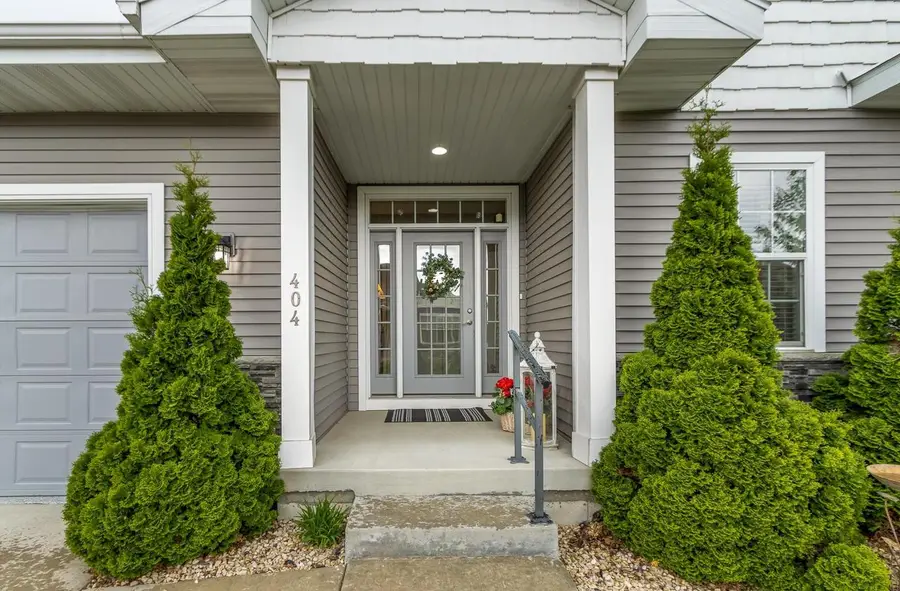 404 Bella Way, Sun Prairie, WI 53590 - #3