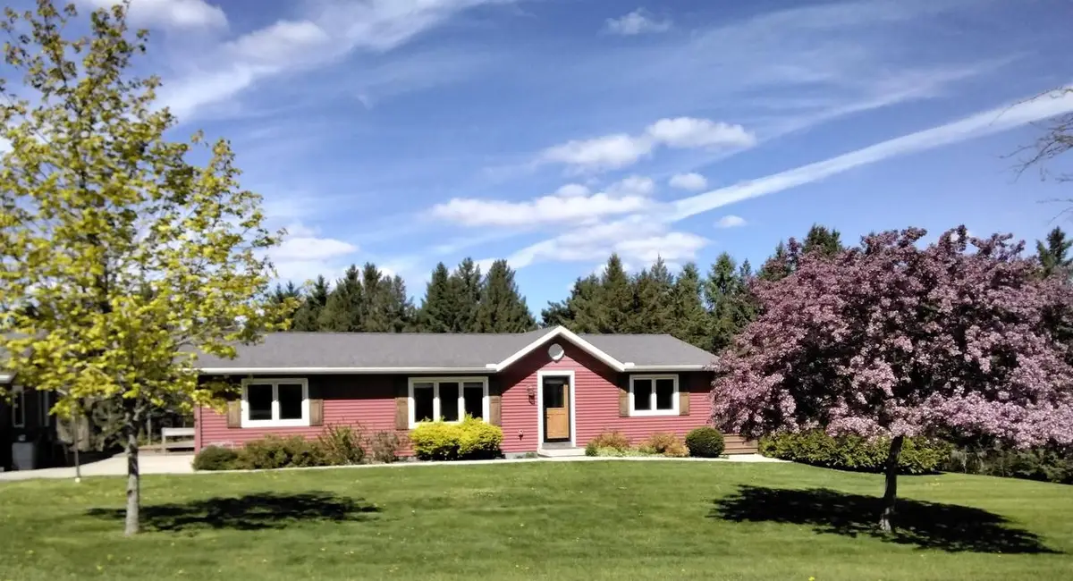 356 Sherman Avenue, Markesan, WI 53946 - #1