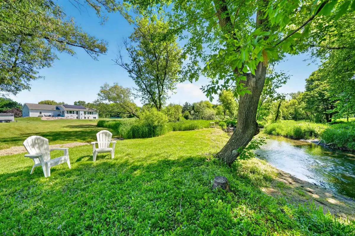 4648 Pierceville Road, Sun Prairie, WI 52527 - #1