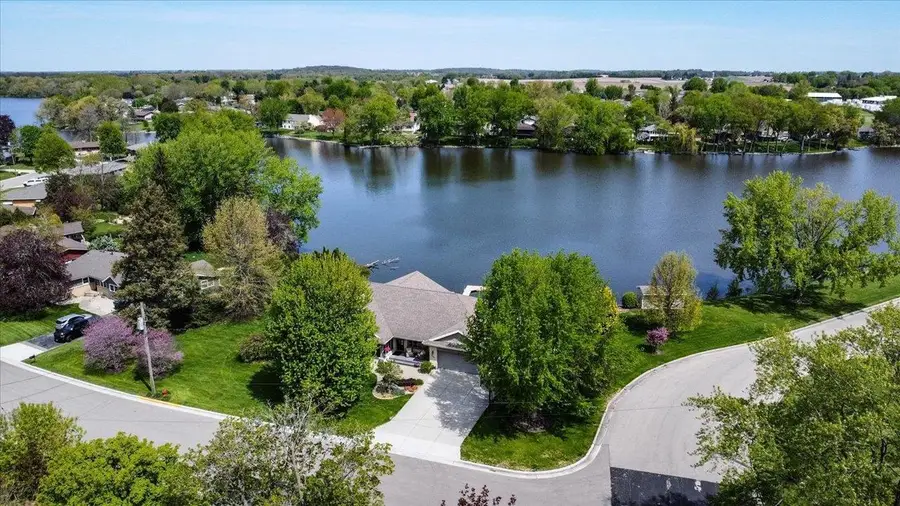 404 Sunset Court, Marshall, WI 53559 - #3