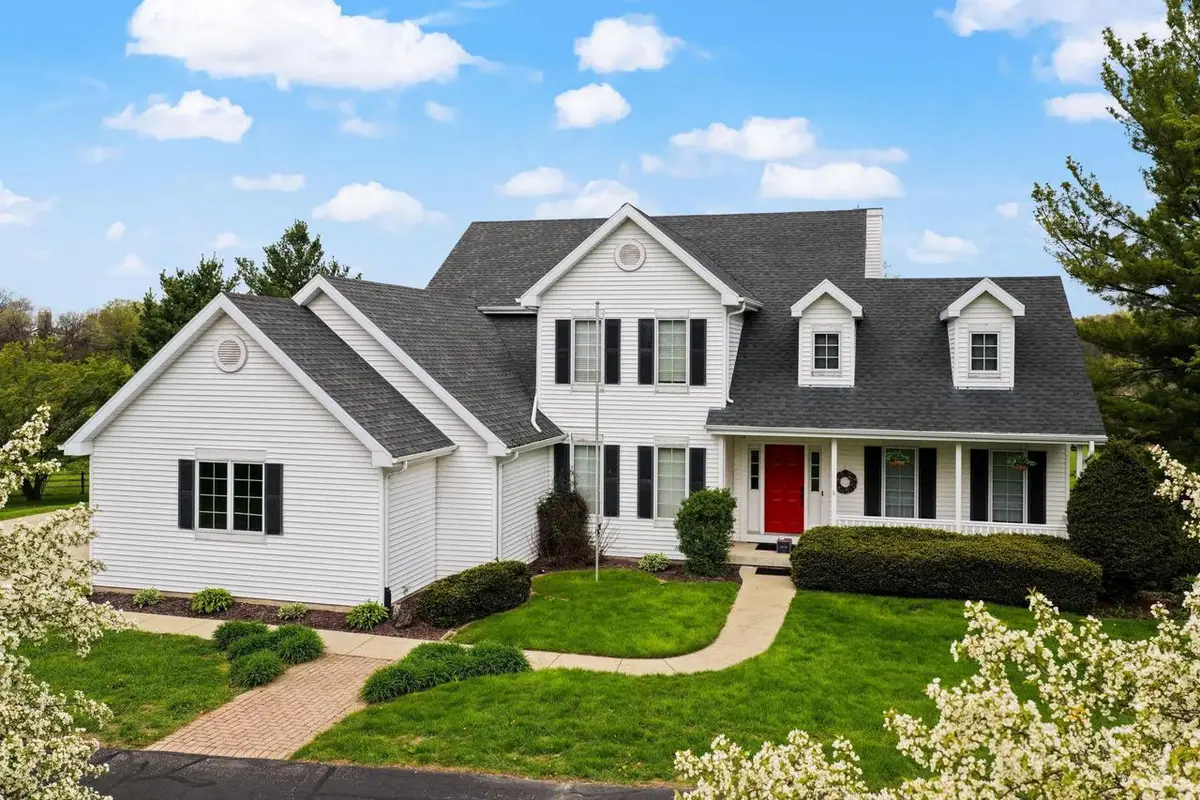 5 Shady Willow Road, Brooklyn, WI 53521 - #1