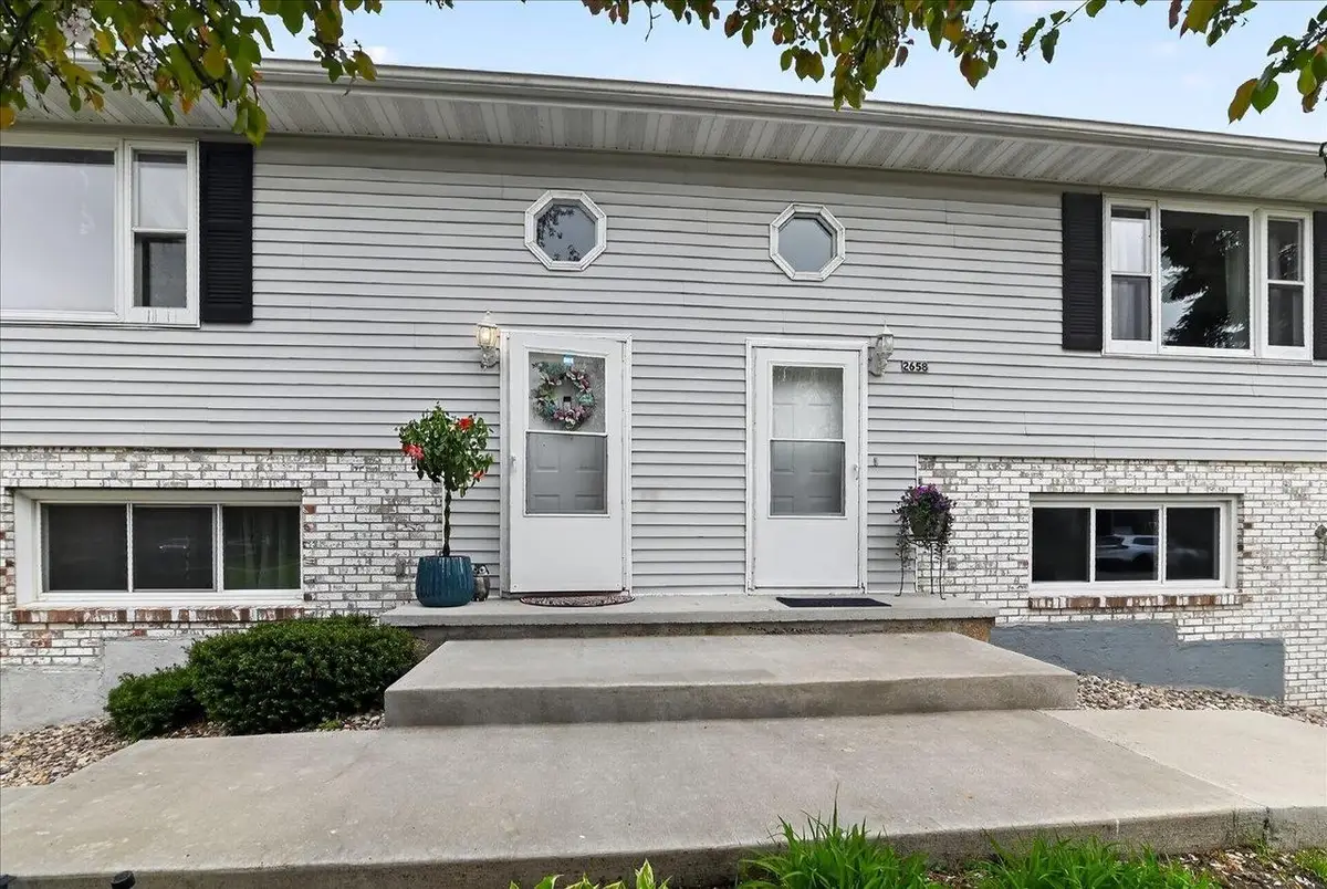 2660-2658 Chesapeake Drive, Fitchburg, WI 53719 - #1