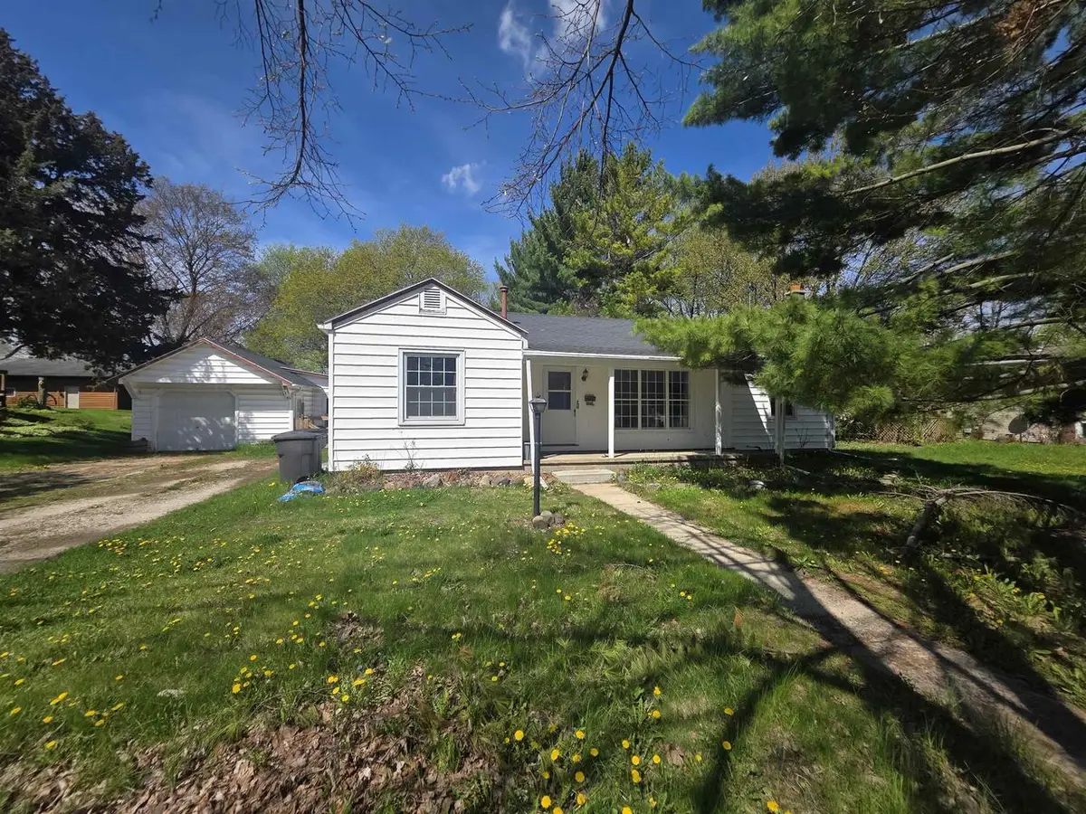 142 Newcomb Street, Whitewater, WI 53190 - #1