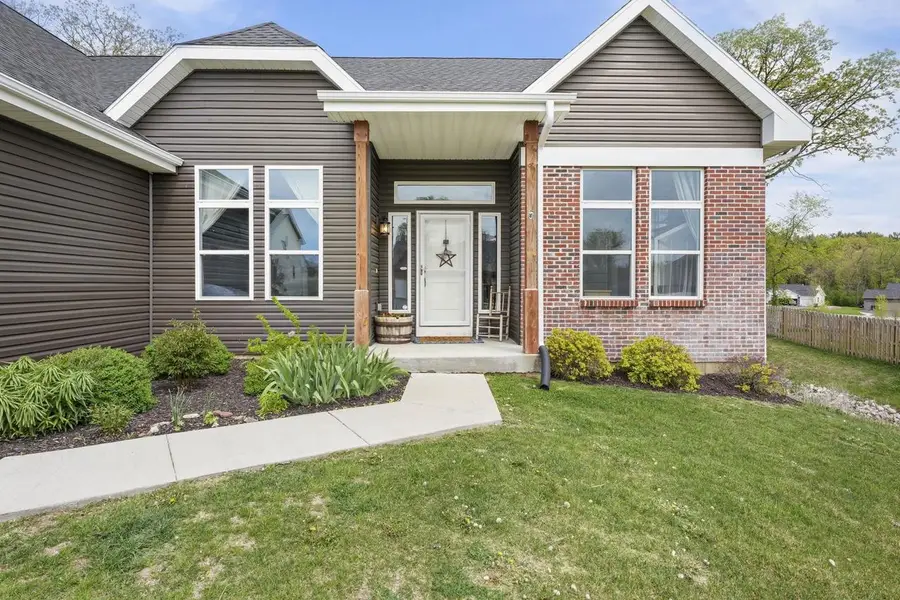 11134 Lake Woods Drive, Edgerton, WI 53534 - #2