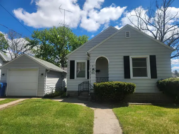 702 Ridge Street, Baraboo, WI 53913