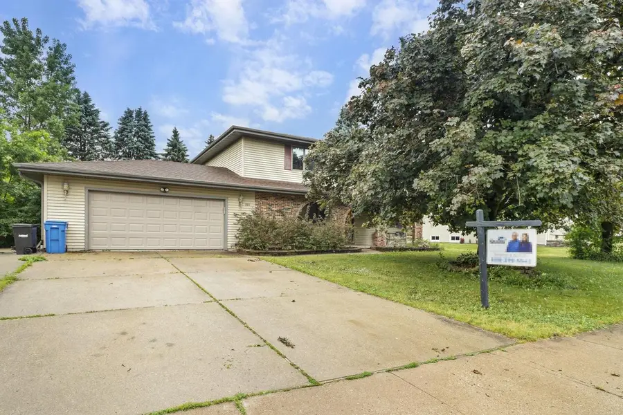 800 Clover Lane, Oregon, WI 53575 - #2