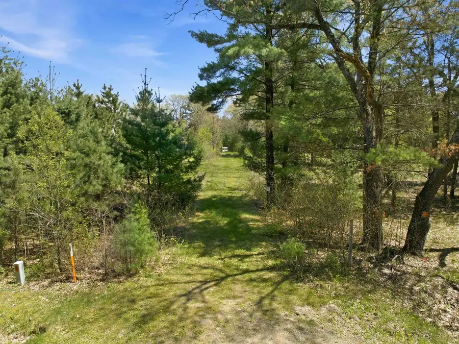 000 8th Avenue, Wisconsin Dells, WI 53965 - #3