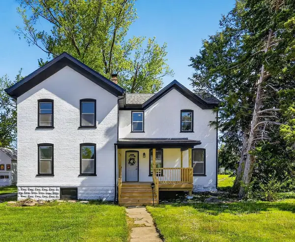 129 Oak Grove Street, Juneau, WI 53039