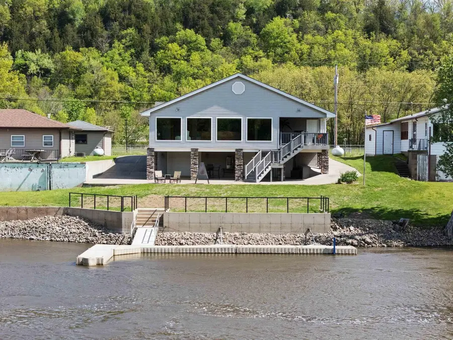 1312 Jack Oak Road, Cassville, WI 53806 - #2