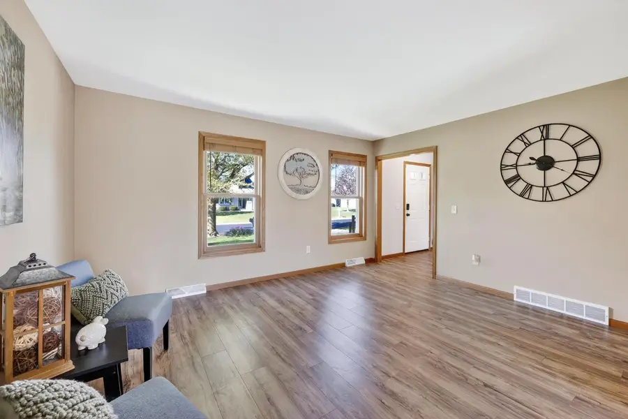 668 Ruxton Ridge Drive, Sun Prairie, WI 53590 - #3
