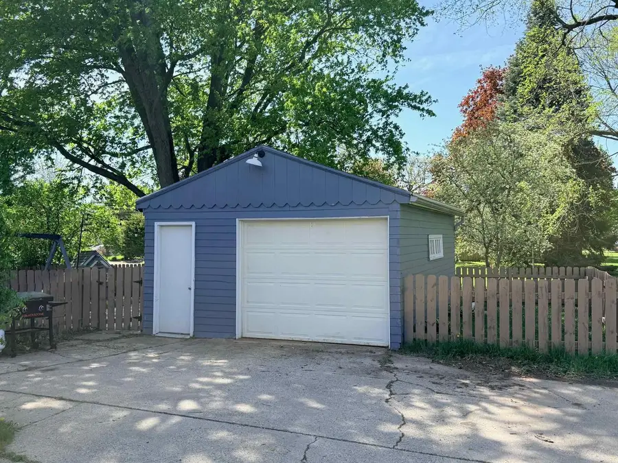 893 Prairie Street, Prairie Du Sac, WI 53578 - #2