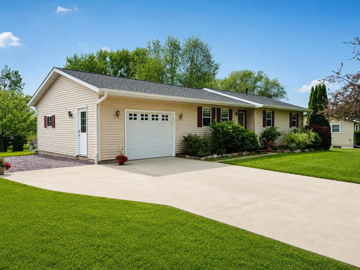 306 S Richards Street, Orfordville, WI 53576 - #1