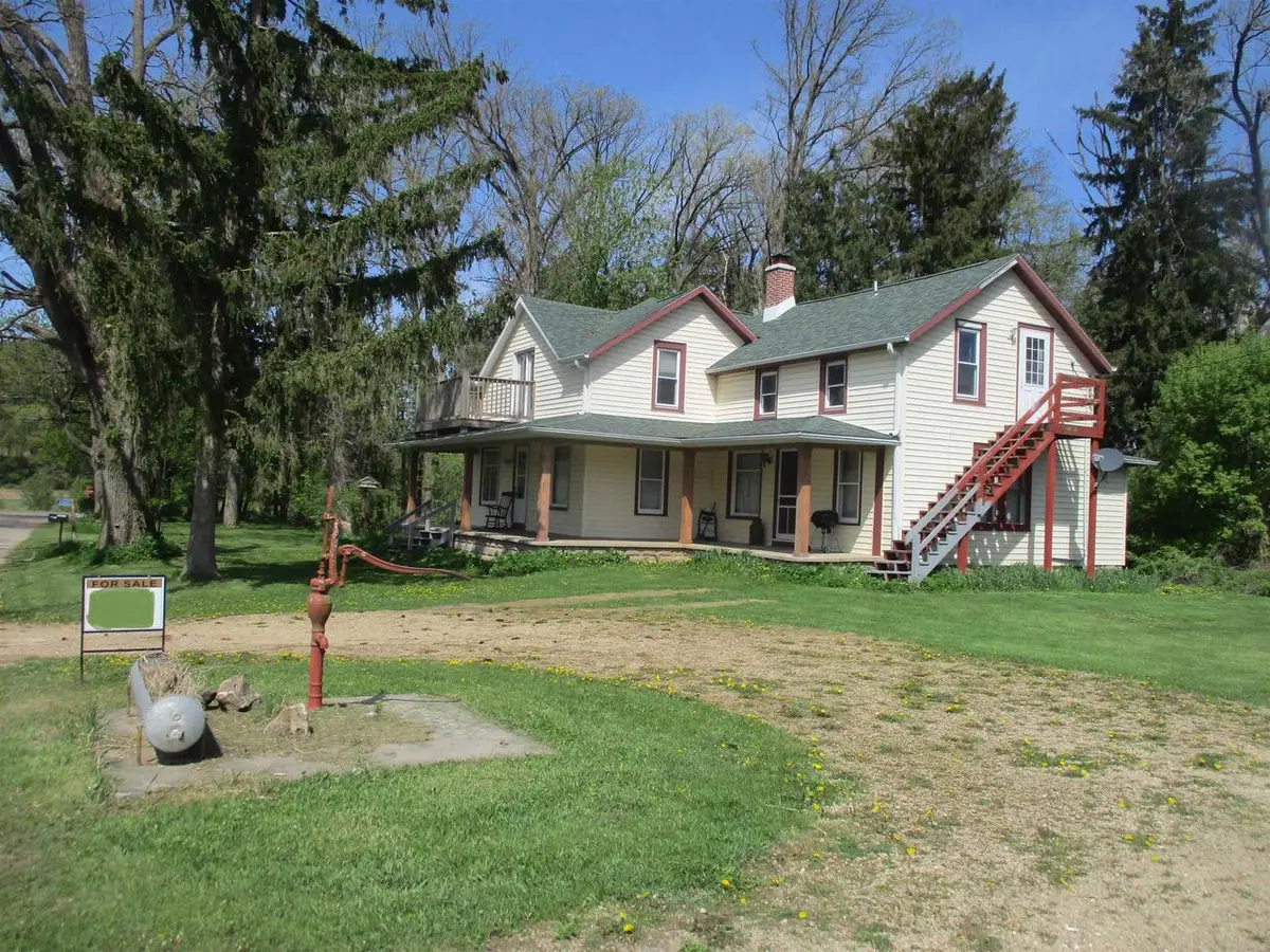 E5012 Hillcrest Drive, Loganville, WI 53943 - #1