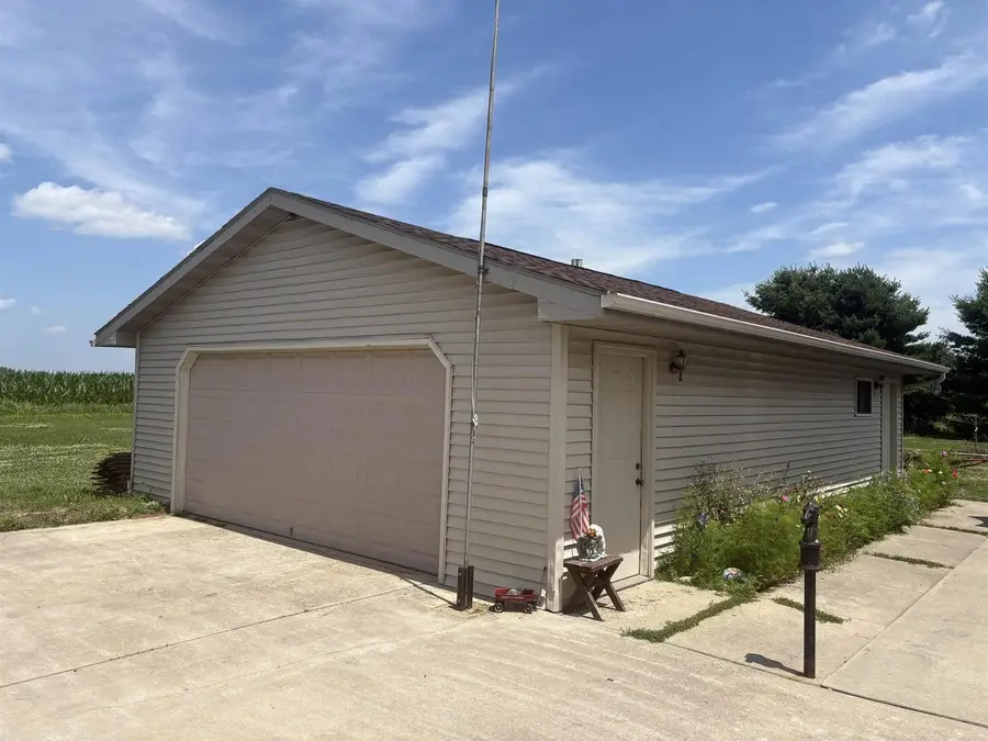 N8798 Beaver Point Road, Randolph, WI 53956 - #2