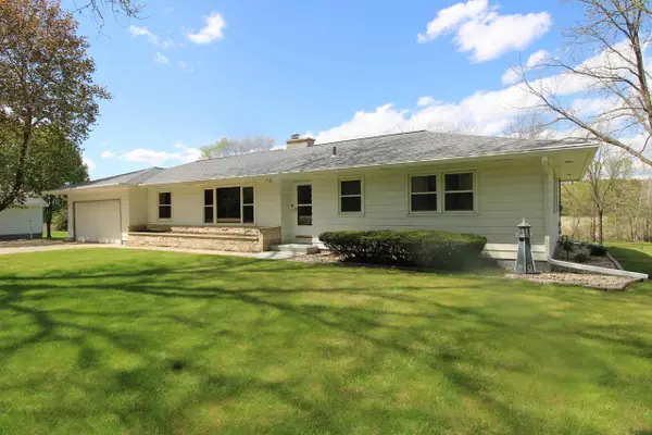 W8288 & W8292 Kent Road, Poynette, WI 53955