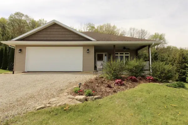 W3689 Sylvester Road, Monroe, WI 53566
