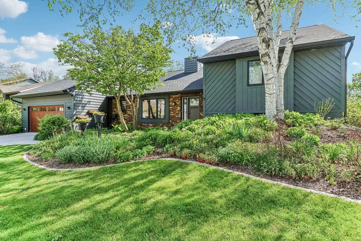 5209 Comanche Way, Madison, WI 53704 - #1