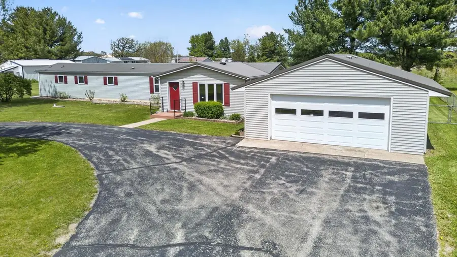 7110 Frenchtown Road, Belleville, WI 53508 - #2