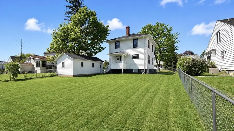 412 Marion Street, Portage, WI 53901 - #3