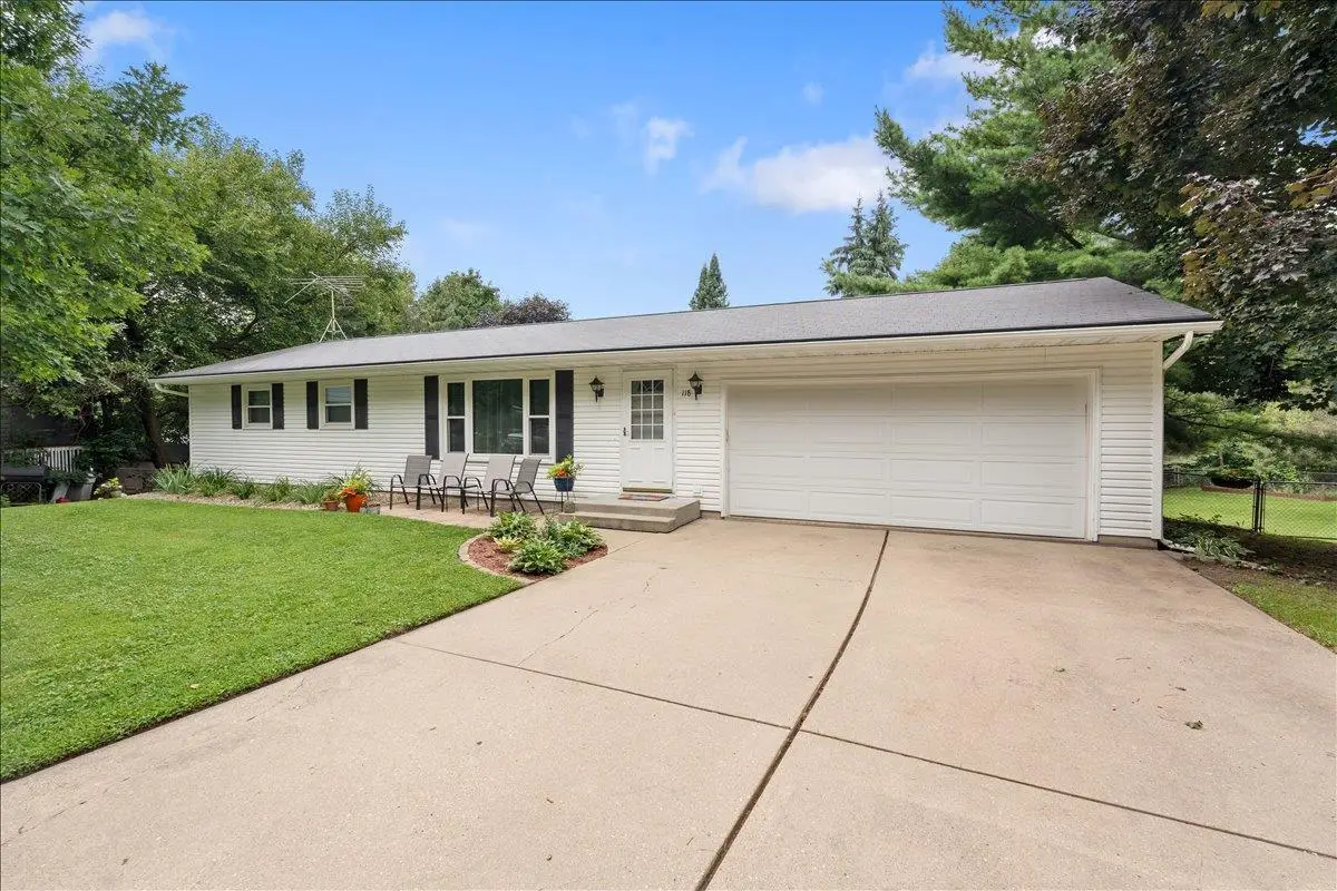 118 Violet Circle, Madison, WI 53714 - #1