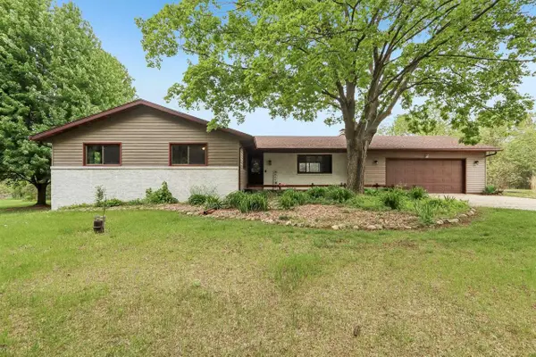 W7956 Morse Road, Poynette, WI 53955