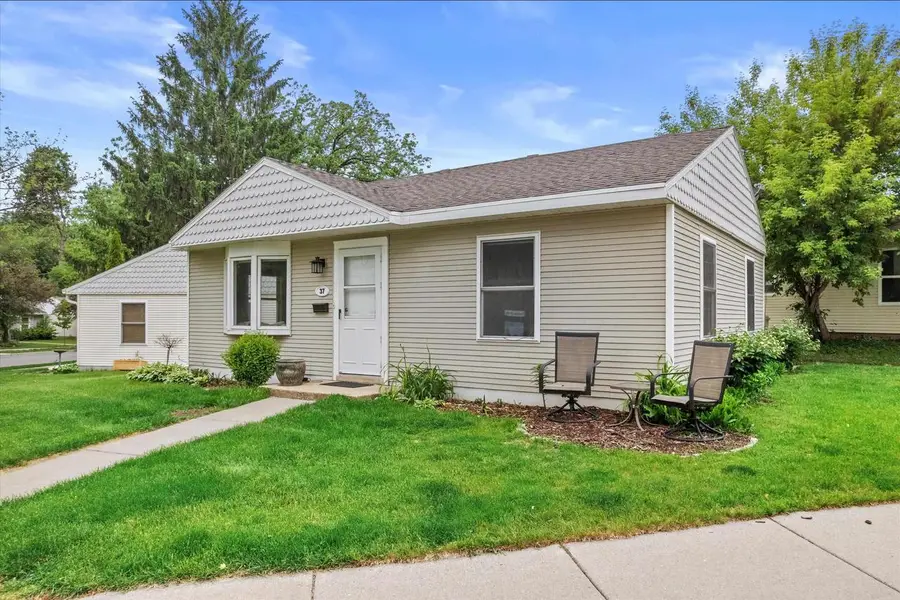 37 Craig Avenue, Madison, WI 53705 - #2