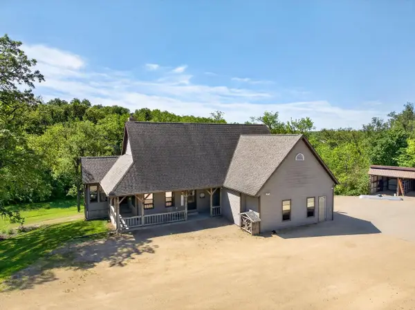 16909 Meylor Lane, Darlington, WI 53530