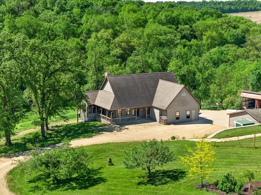 16909 Meylor Lane, Darlington, WI 53530 - #3