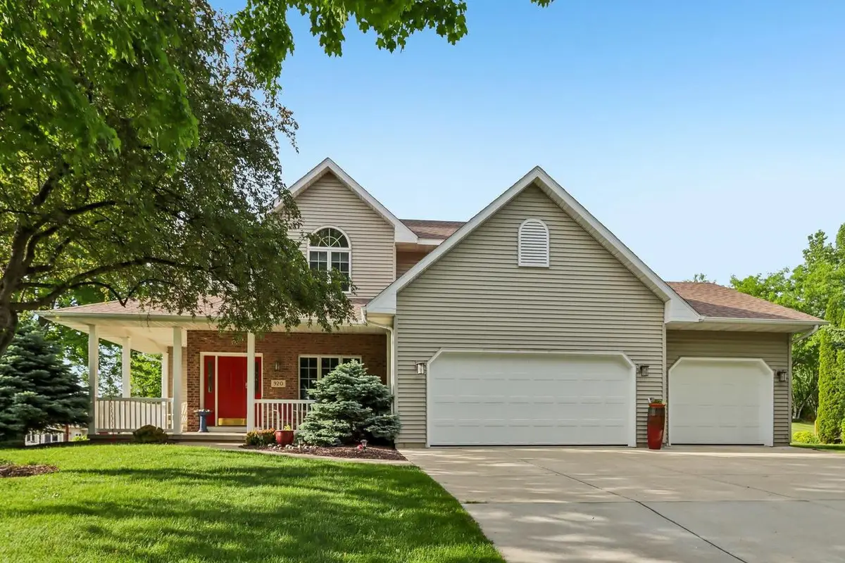 920 Lexington Way, Waunakee, WI 53597 - #1