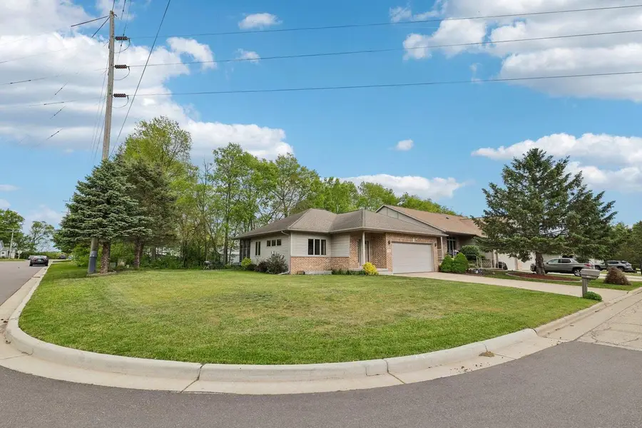 738 8th Street, Prairie Du Sac, WI 53578 - #2