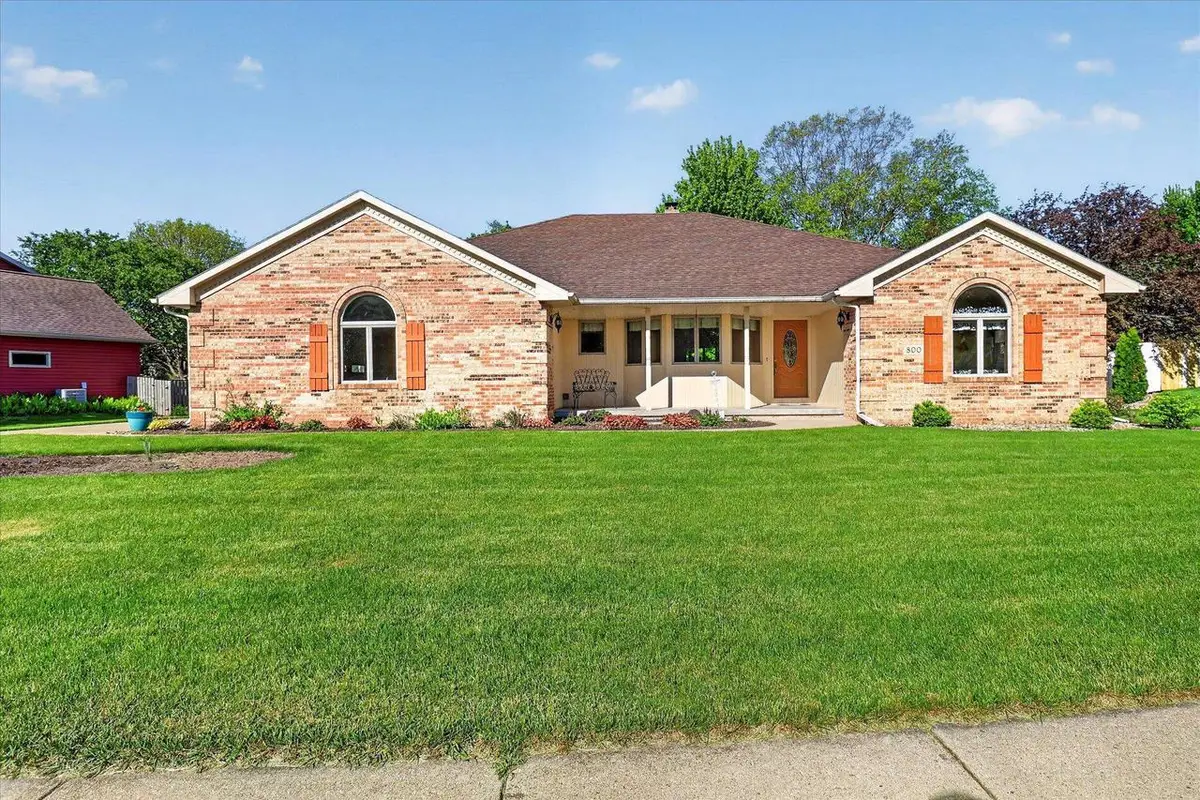800 King Street, Stoughton, WI 53589 - #1