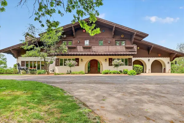2532 Skyline Drive, Janesville, WI 53548