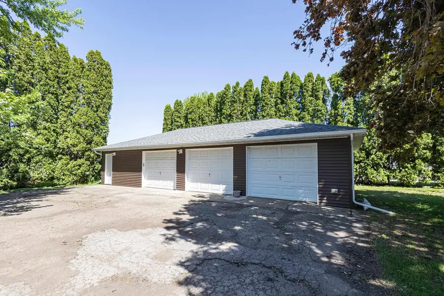 115 N Randolph Street, Cuba City, WI 53807 - #2