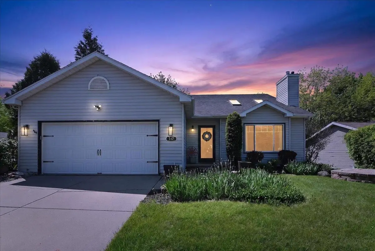 117 Knutson Drive, Madison, WI 53704 - #1