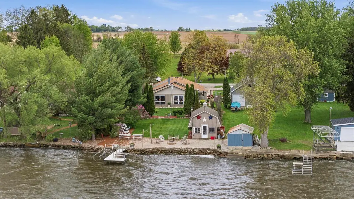 W10968 Glen Drive, Beaver Dam, WI 53916 - #1