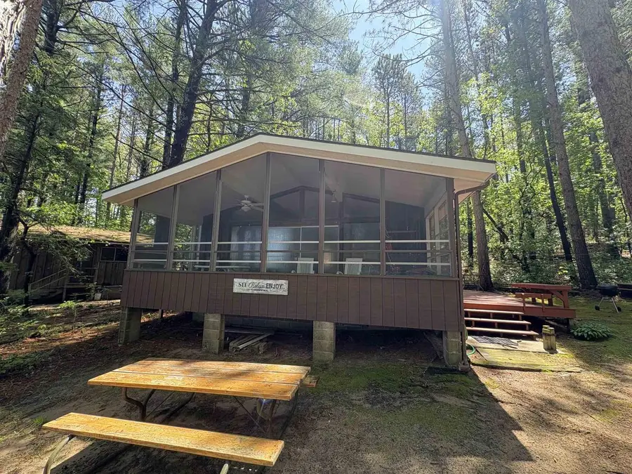 284 S Parker Lake Road, Oxford, WI 53952 - #2