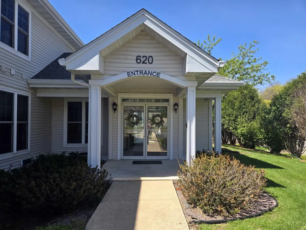 620 Cedar Street #104, Richland Center, WI 53581 - #1