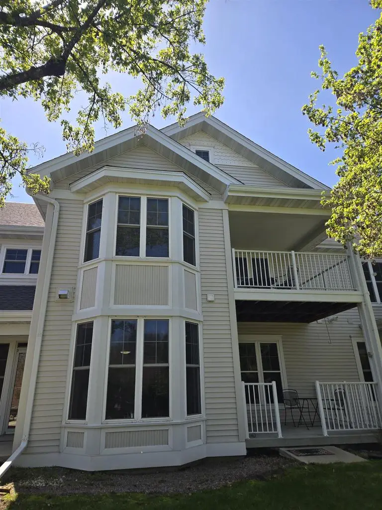 620 Cedar Street #104, Richland Center, WI 53581 - #2