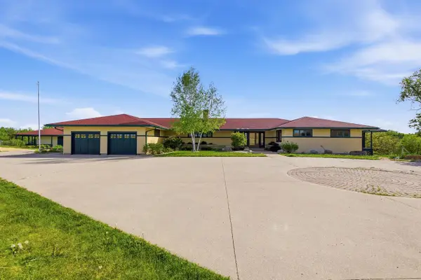 1049 Miller Road, Mineral Point, WI 53565