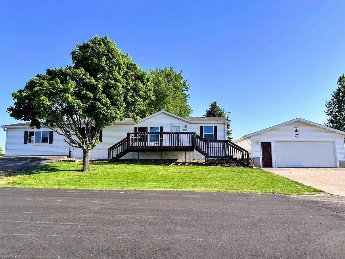 318 Breezy Pointe Loop, McGregor, IA 52157 - #1