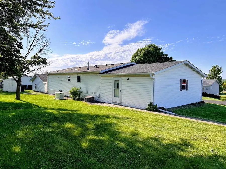 318 Breezy Pointe Loop, McGregor, IA 52157 - #3