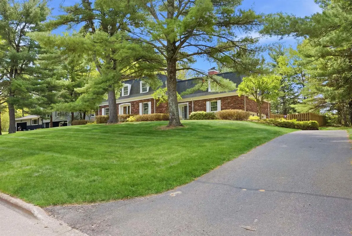 1610 Valley Drive, Wisconsin Dells, WI 53965 - #1