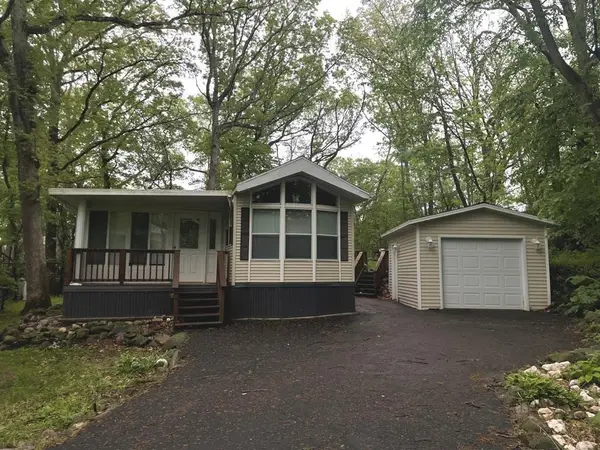 255 Vacation Boulevard, Edgerton, WI 53534