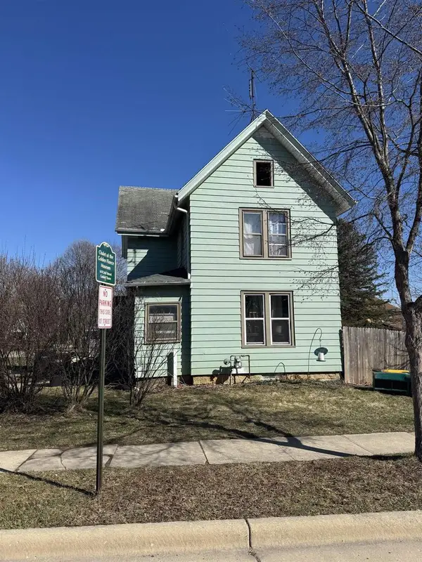 119 10th Avenue, New Glarus, WI 53574