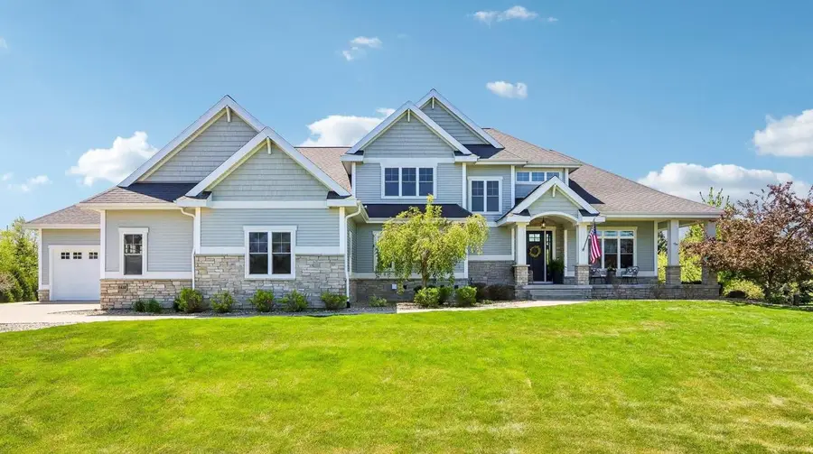 6438 Irving Drive, Sun Prairie, WI 53590 - #2